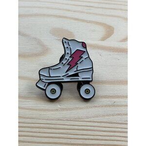 Brooch  pin Roller Skate Enamel Lapel Pin With Lightning Bolt Design